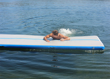 Fitness Mat van de het Water Drijvende Yoga van Aqua van de Watersport de Opblaasbare in Pool of Meer
